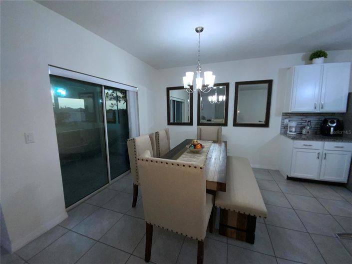 Image No.20-4 Bed Property for sale