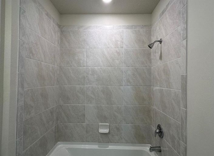 Image No.19-5 Bed Property for sale