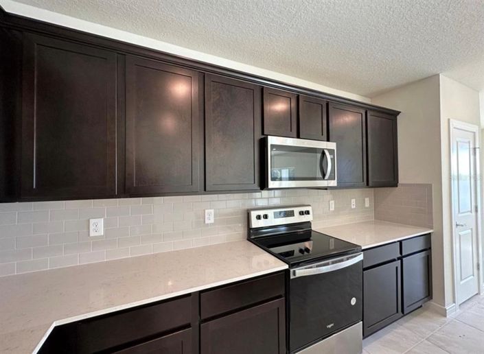 Image No.7-5 Bed Property for sale