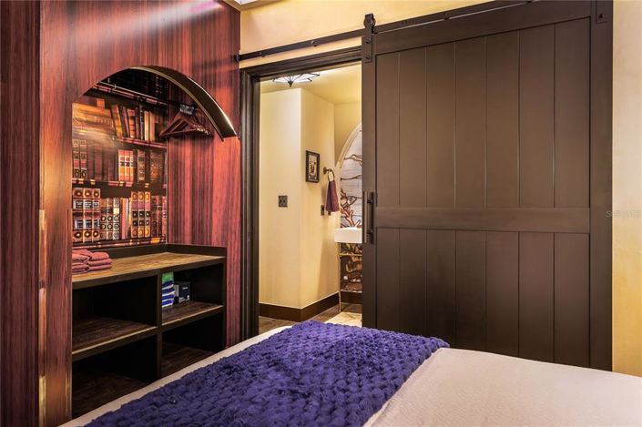 Image No.26-1 Bed Property for sale