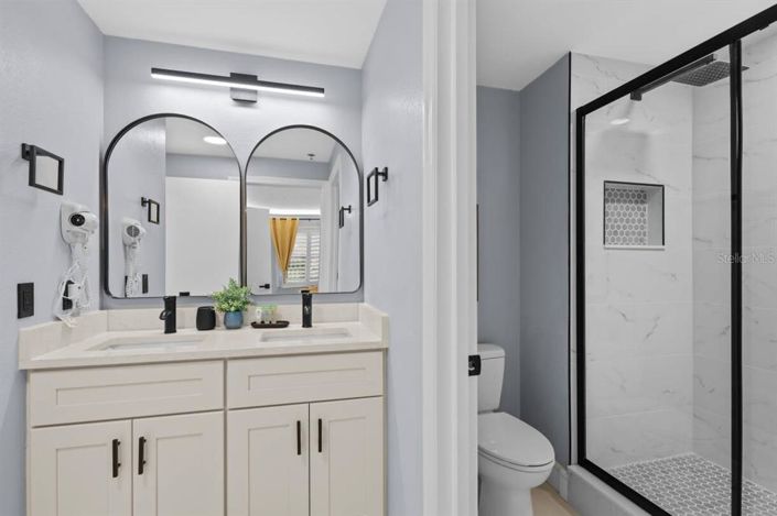 Image No.13-1 Bed Property for sale