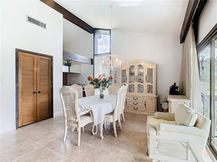 Image No.18-2 Bed Townhouse for sale