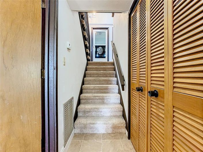 Image No.26-2 Bed Townhouse for sale