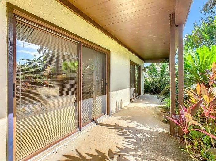 Image No.47-2 Bed Townhouse for sale