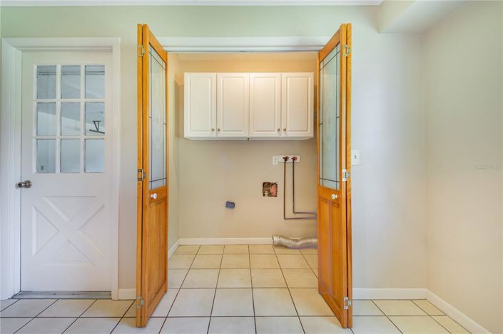 Image No.30-3 Bed Property for sale