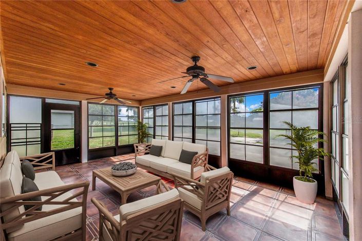 Image No.53-3 Bed Property for sale