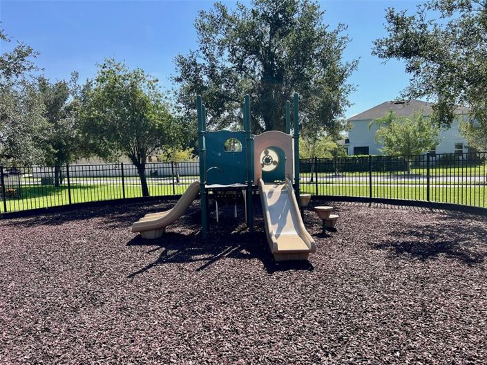 Image No.65-4 Bed Property for sale