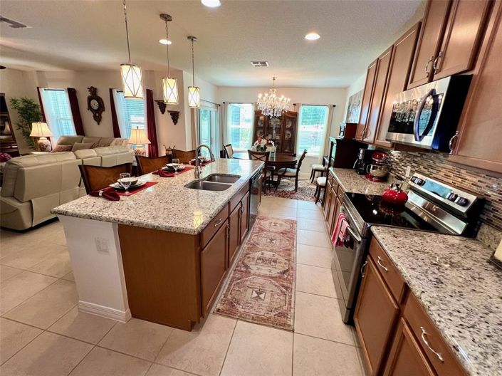 Image No.7-4 Bed Property for sale