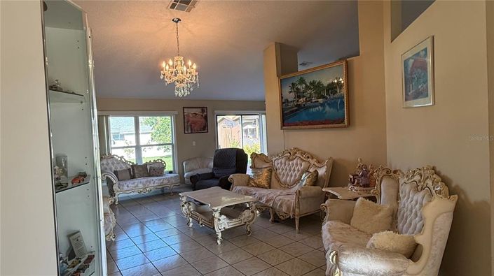 Image No.13-4 Bed Property for sale