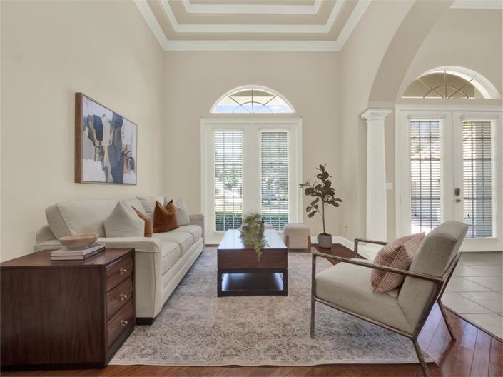 Image No.15-4 Bed Property for sale