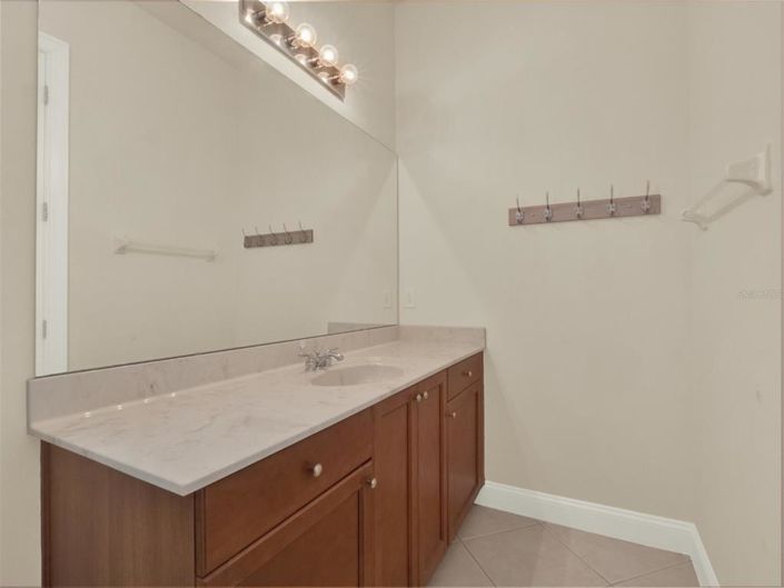 Image No.38-4 Bed Property for sale