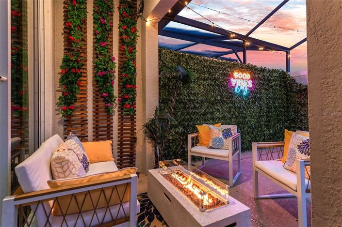 Image No.37-5 Bed Townhouse for sale