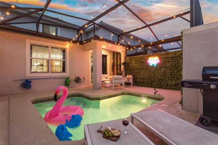 Image No.44-5 Bed Townhouse for sale