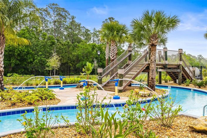 Image No.78-5 Bed Townhouse for sale