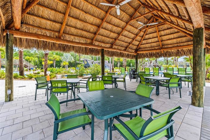 Image No.85-5 Bed Townhouse for sale