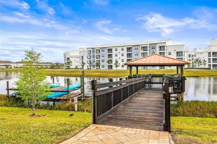 Image No.95-5 Bed Townhouse for sale