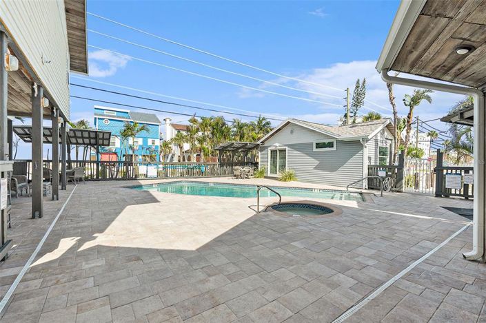 Image No.35-8 Bed Property for sale