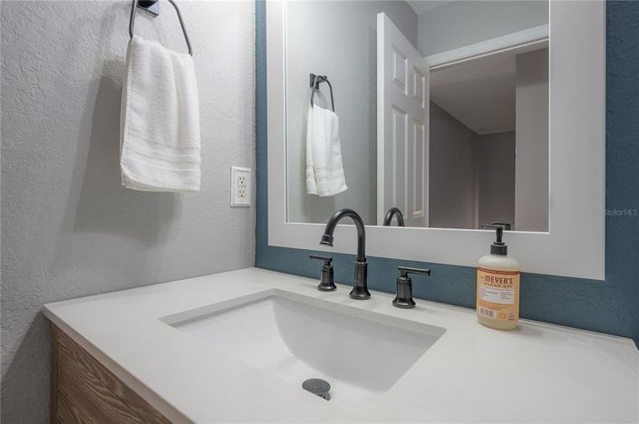 Image No.38-Maison de ville de 3 chambres à vendre à Treasure Island