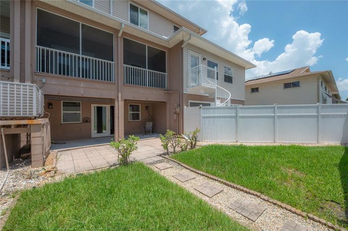 Image No.50-Maison de ville de 3 chambres à vendre à Treasure Island