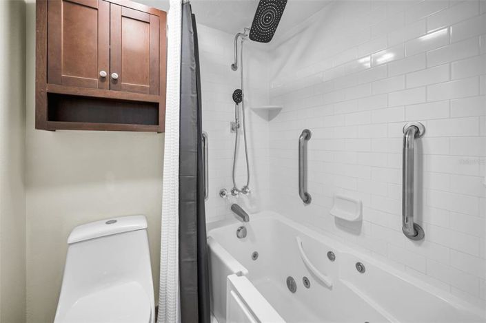 Image No.31-2 Bed Property for sale