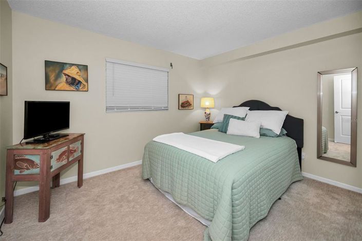 Image No.34-2 Bed Property for sale