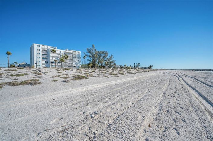 Image No.46-2 Bed Property for sale