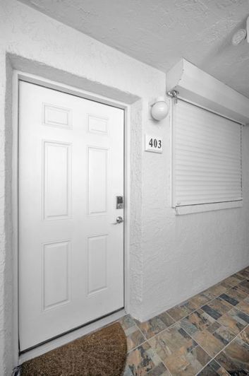 Image No.50-2 Bed Property for sale