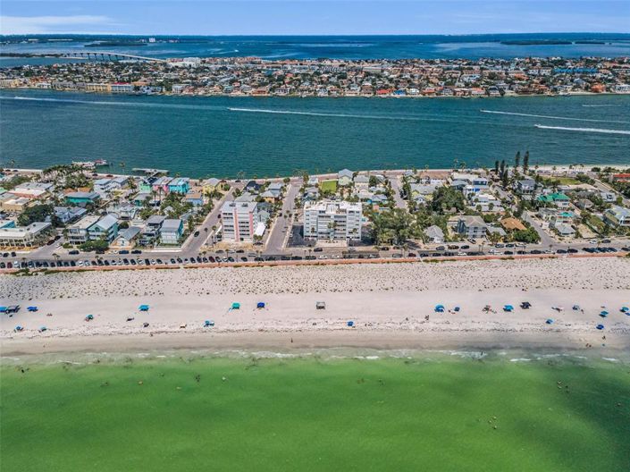 Image No.56-Propriété de 2 chambres à vendre à Floride