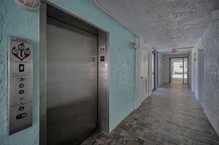 Image No.9-Propriété de 2 chambres à vendre à Floride