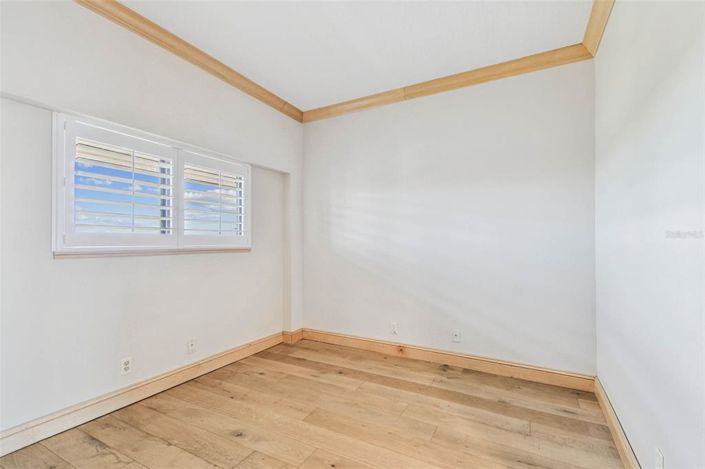 Image No.22-2 Bed Property for sale