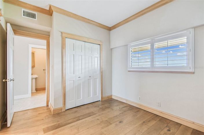 Image No.23-2 Bed Property for sale