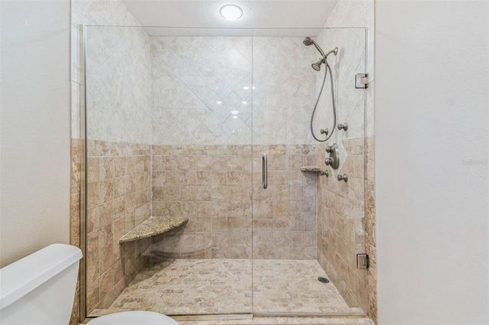 Image No.28-2 Bed Property for sale