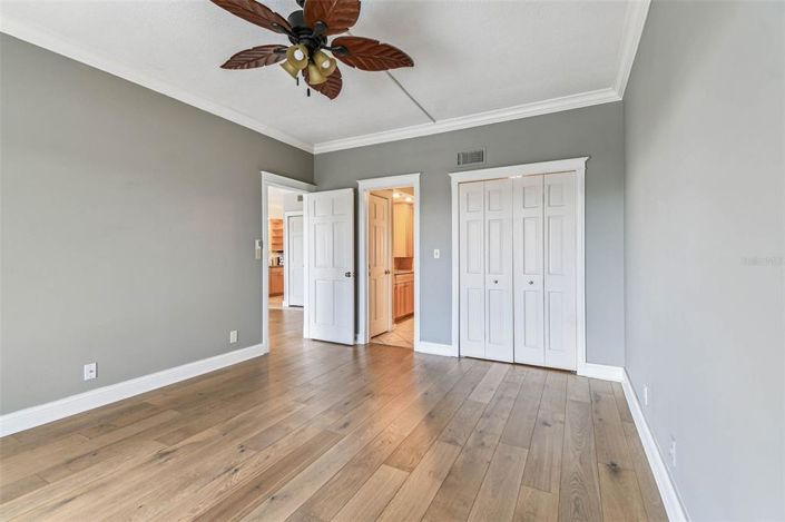 Image No.32-2 Bed Property for sale