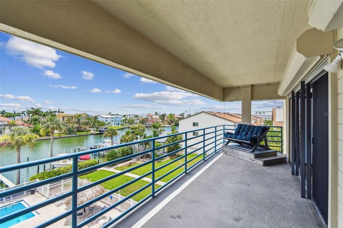 Image No.37-2 Bed Property for sale