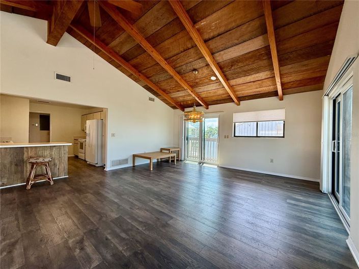 Image No.12-2 Bed Property for sale