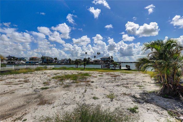 Image No.97-Propriété de 3 chambres à vendre à Treasure Island