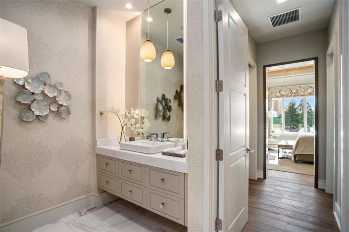 Image No.27-3 Bed Property for sale