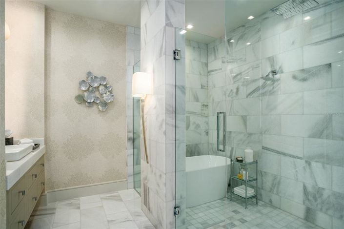 Image No.29-3 Bed Property for sale