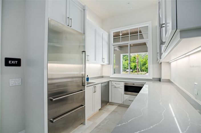 Image No.60-3 Bed Property for sale