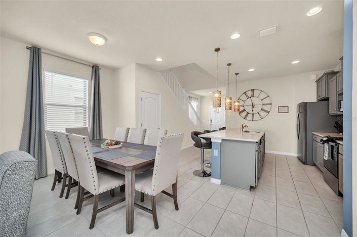 Image No.12-7 Bed Property for sale