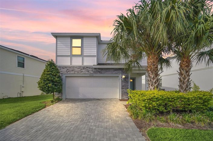 Image No.2-7 Bed Property for sale