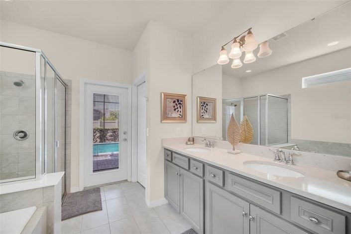 Image No.21-7 Bed Property for sale