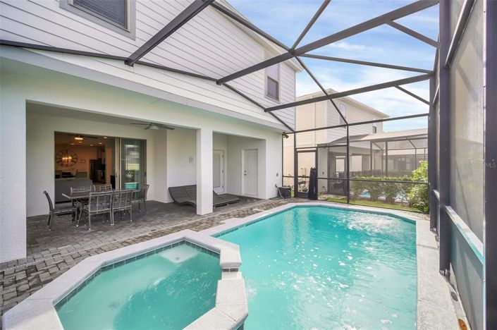 Image No.47-7 Bed Property for sale