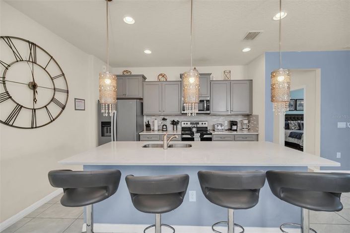 Image No.9-7 Bed Property for sale