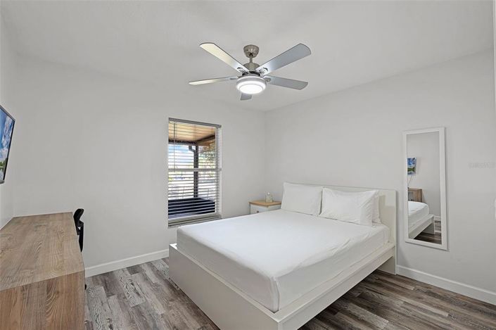 Image No.12-3 Bed Property for sale