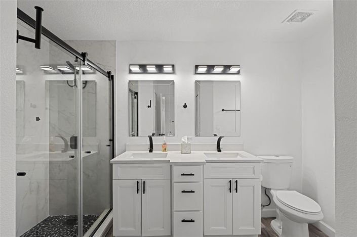 Image No.7-3 Bed Property for sale