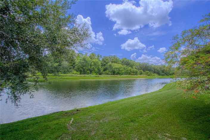 Image No.3-Propriété de 4 chambres à vendre à Kissimmee