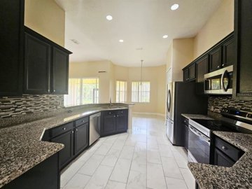 fa005713