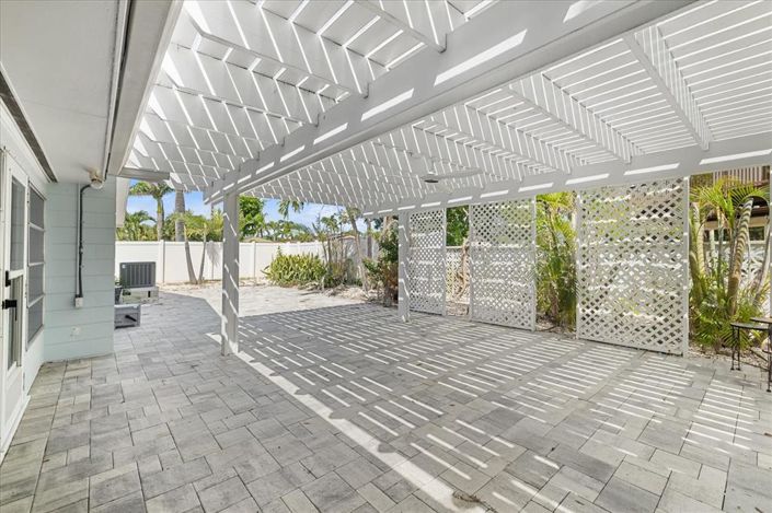 Image No.46-3 Bed Property for sale