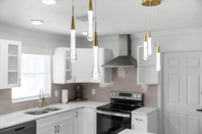 Image No.61-3 Bed Property for sale